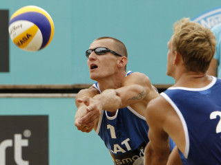 Pļaviņš un Šmēdiņš sezonu noslēdz ar 18. vietu FIVB rangā